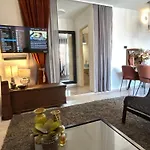 Boutique Suite 01 Avantgarde *