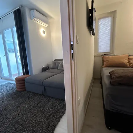 Boutique 01 扎达尔