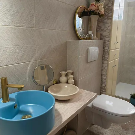 Boutique 01 公寓 *