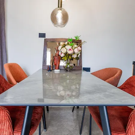 Boutique 01 Avantgarde